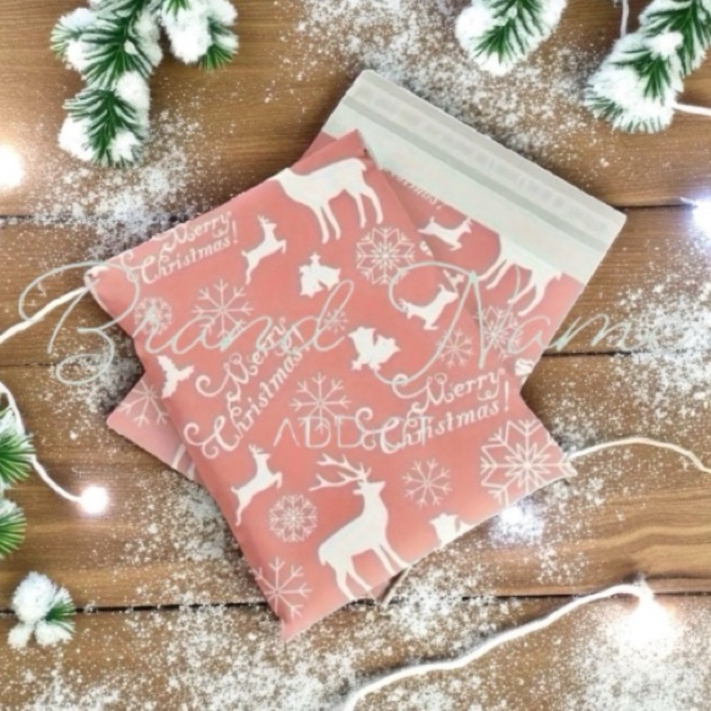 PRICE IS FIRM -Set of 10 Winter Deer Pink 10 x 13 ‘Merry Christmas’ Poly Mailers